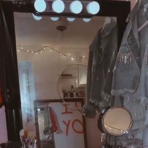 Meet your Posher, Selena